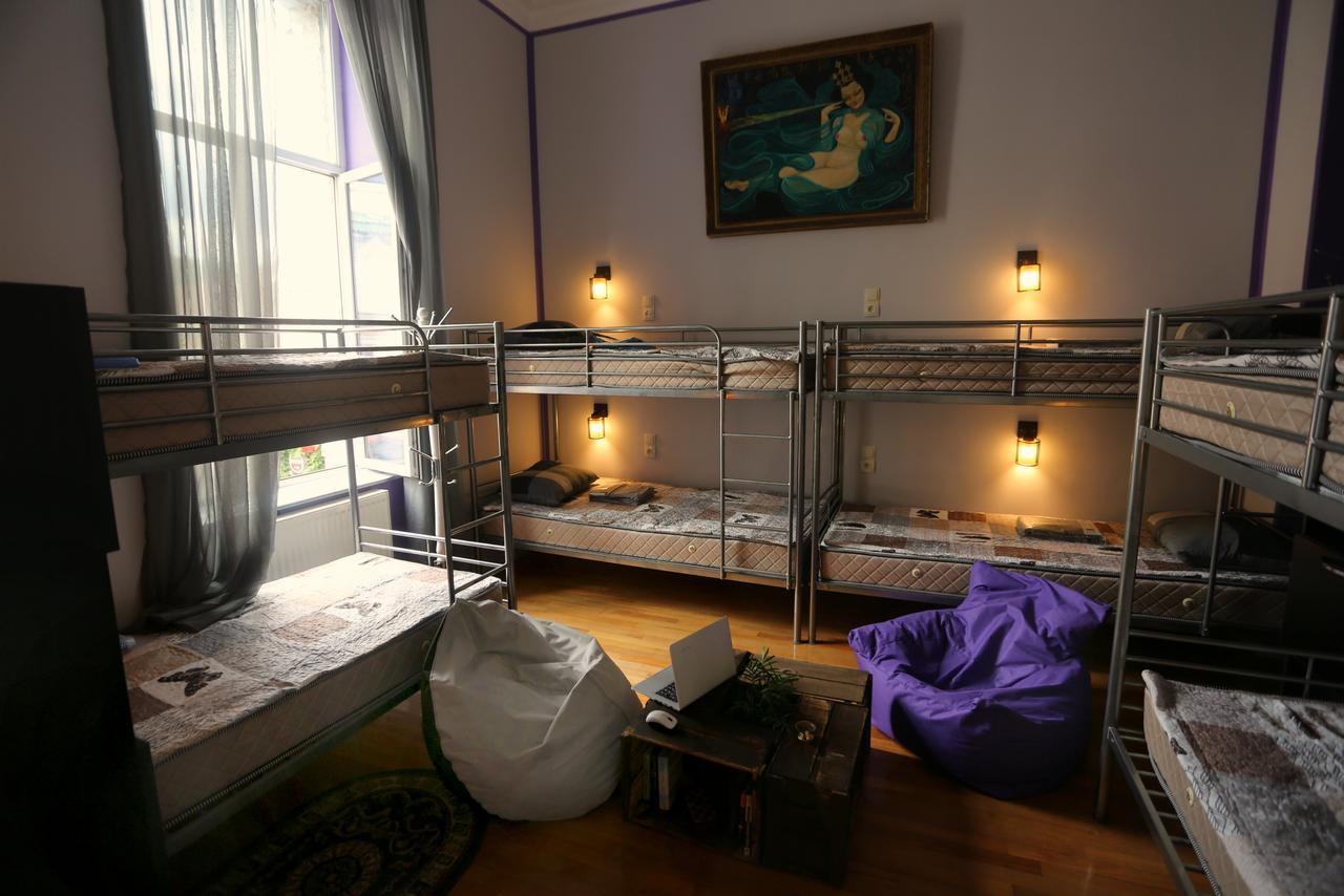 באטומי Lilus Hostel מראה חיצוני תמונה