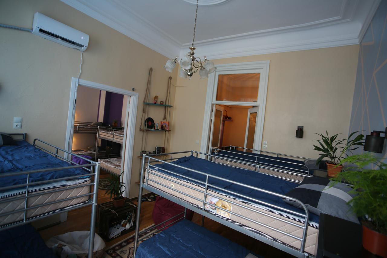 באטומי Lilus Hostel מראה חיצוני תמונה