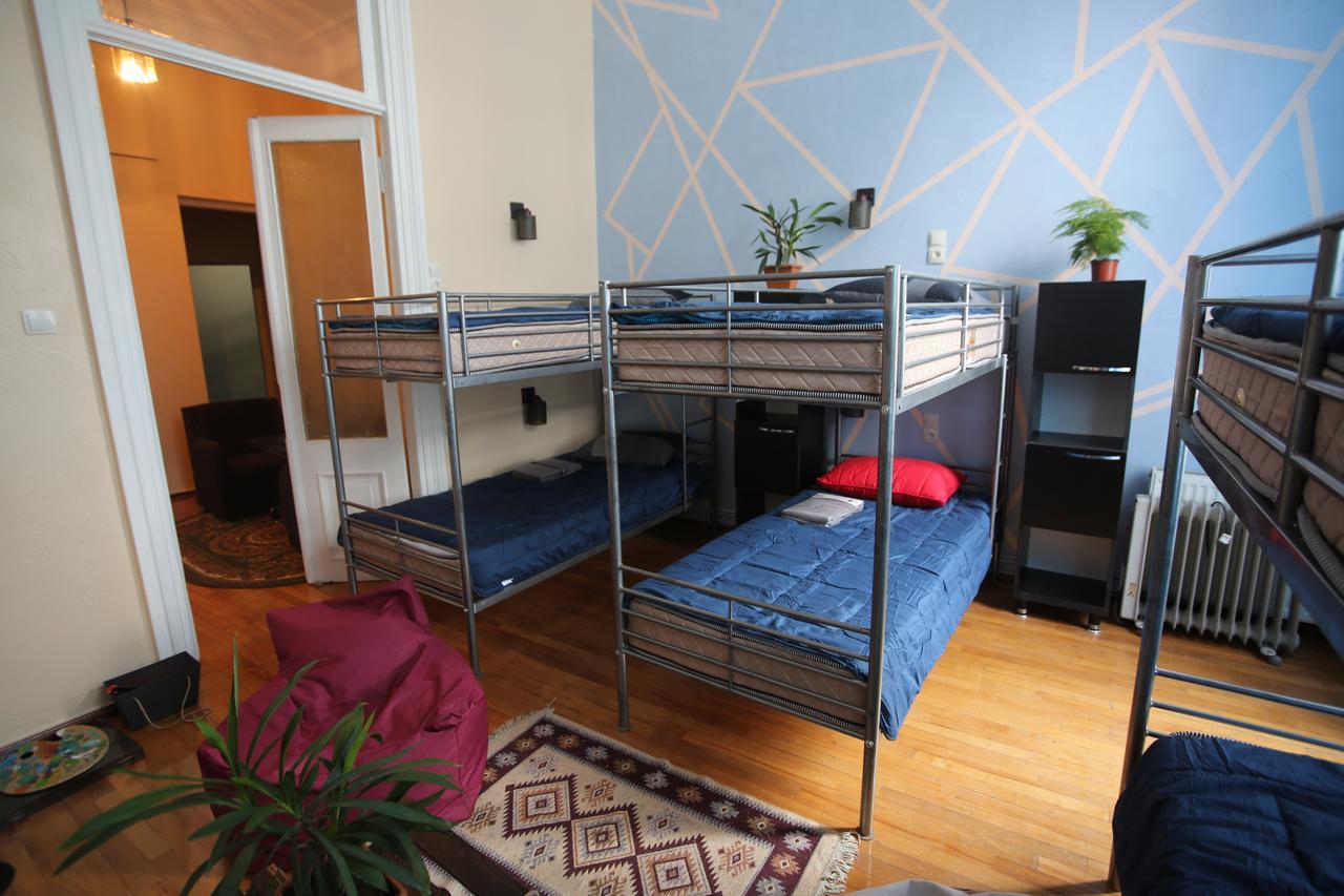 באטומי Lilus Hostel מראה חיצוני תמונה